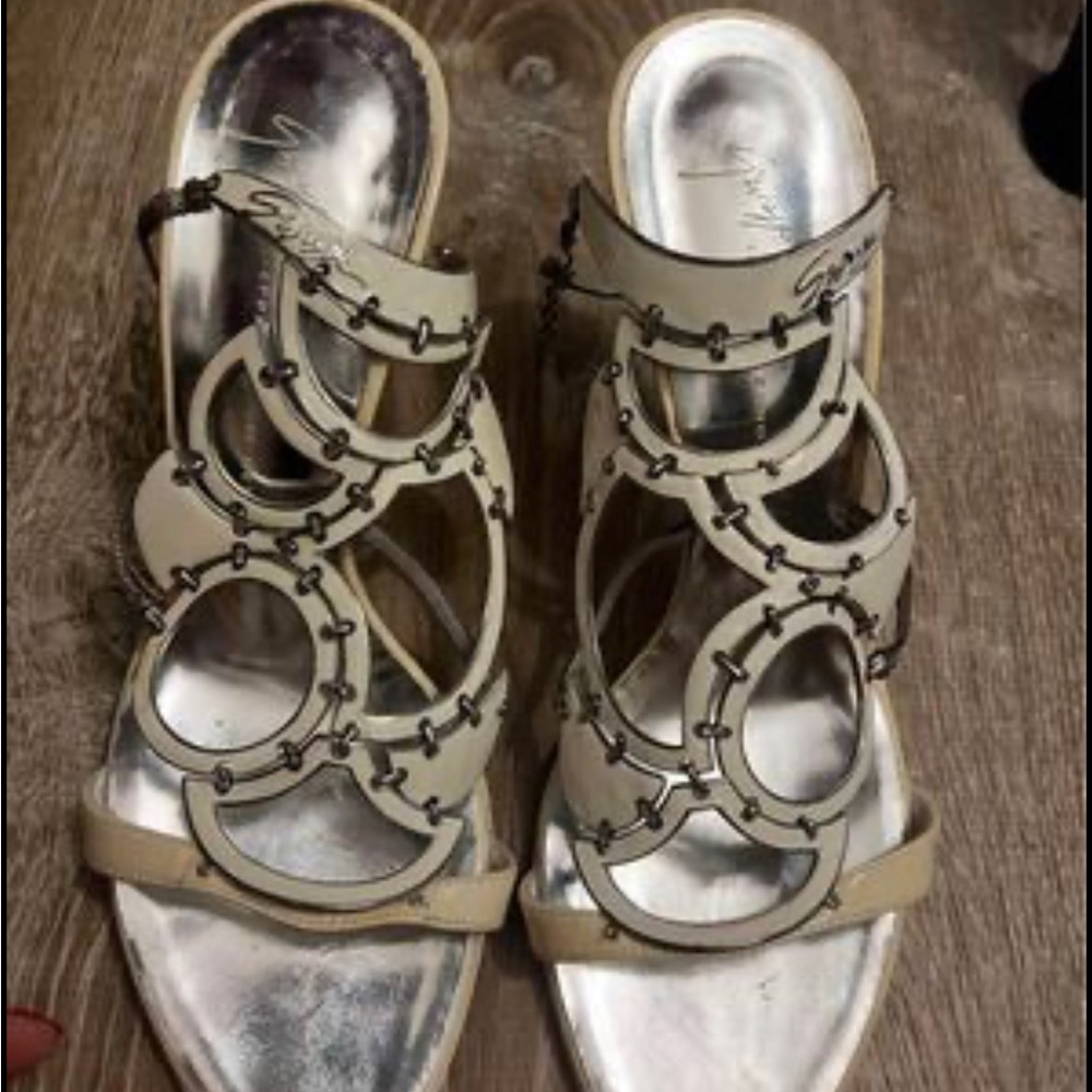 Refurbished Giuseppe Zanotti Heel - 5.5